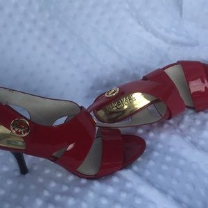 Michael Kors Red Patent Size 7.0